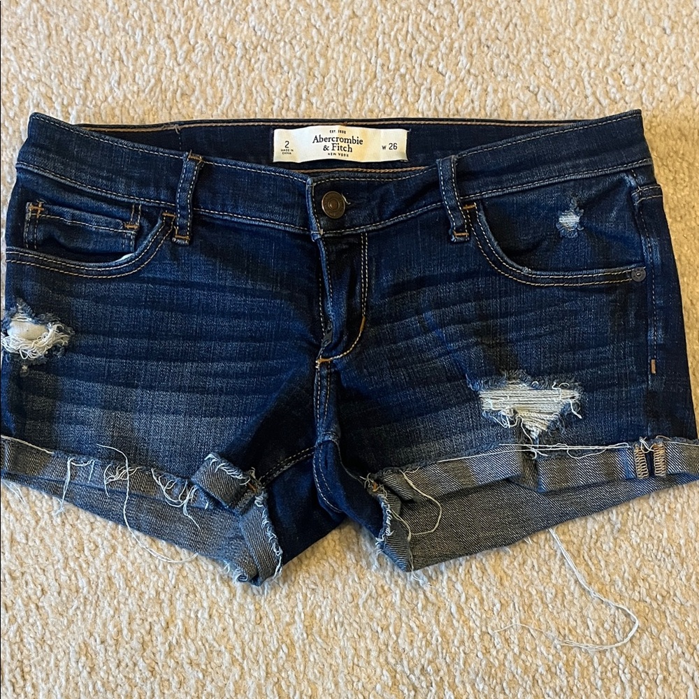 Abercrombie & Fitch Dark Blue Distressed Denim Shorts size 26